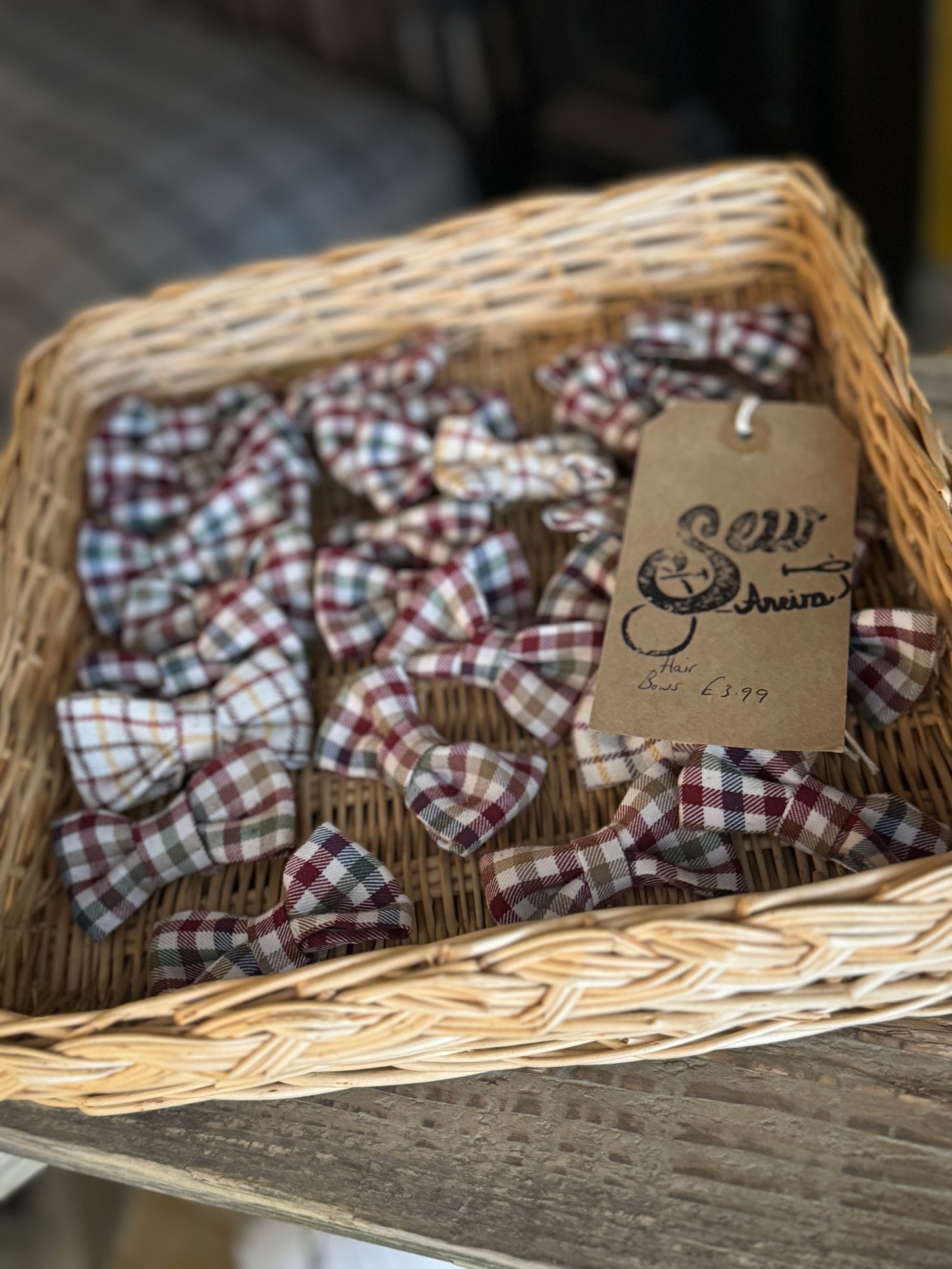 Sew Aneira Checked hair slide