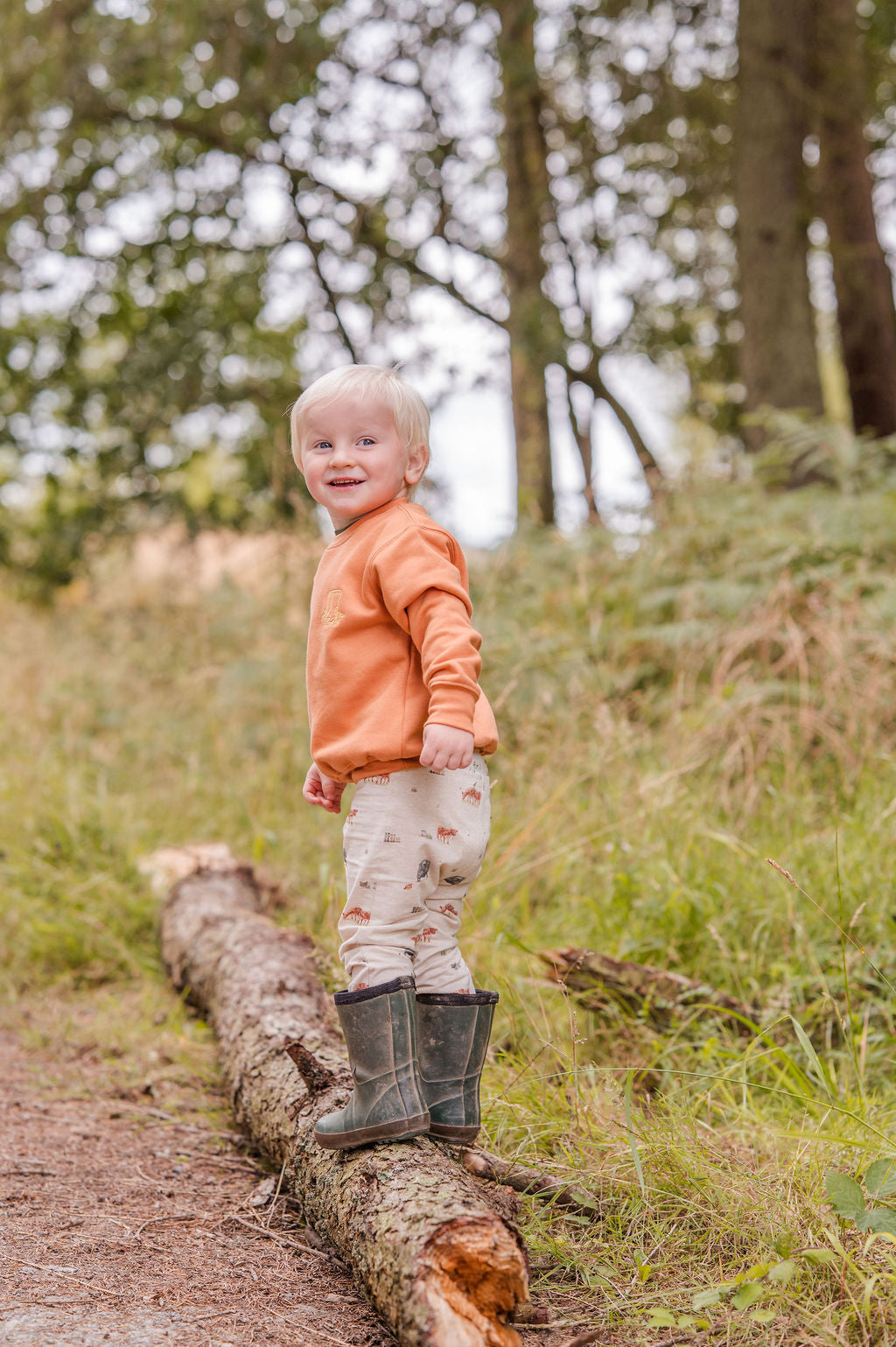 Sew Aneira Embroidered Wellies Sweatshirt in orange