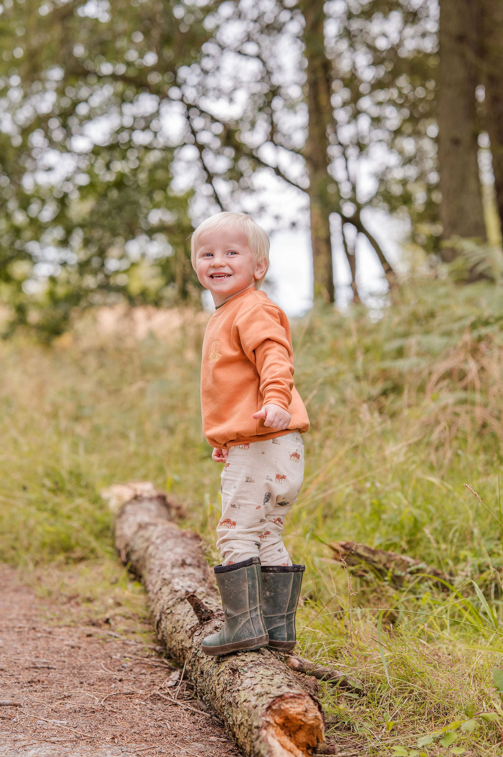 Sew Aneira Embroidered Wellies Sweatshirt in orange
