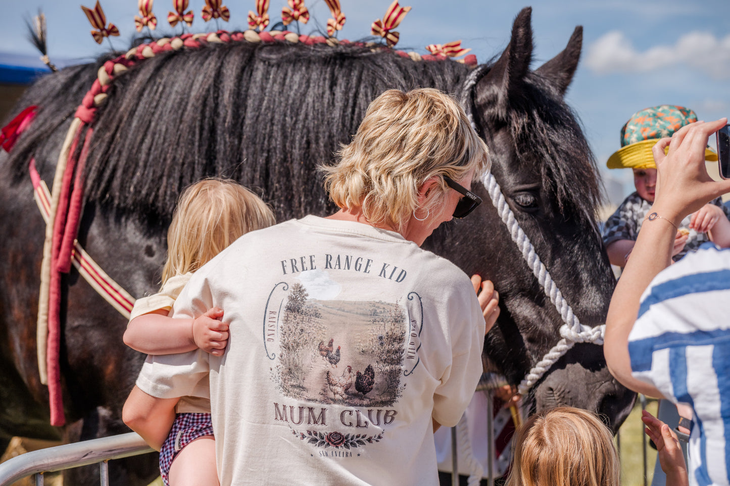 Free range kid mum club tee