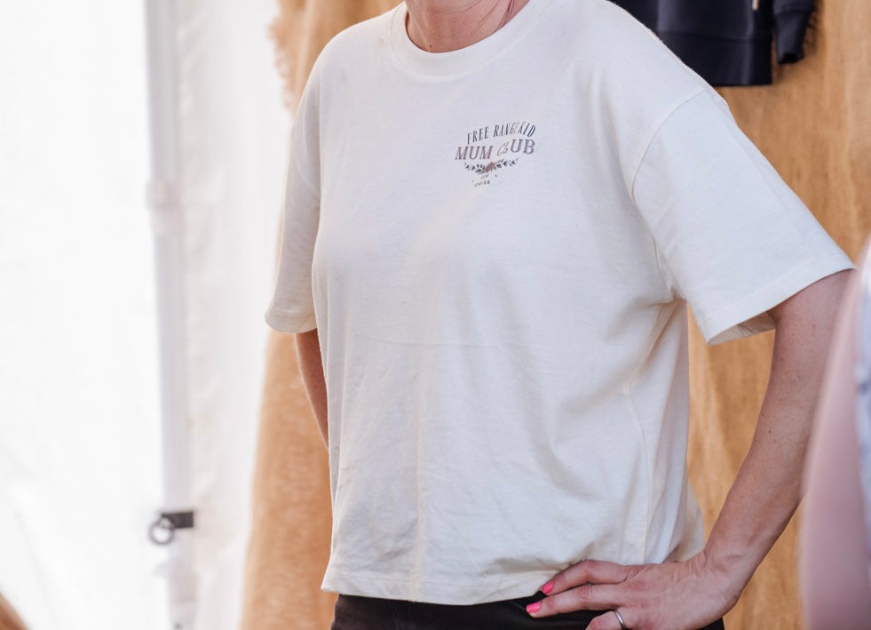 Free range kid mum club tee
